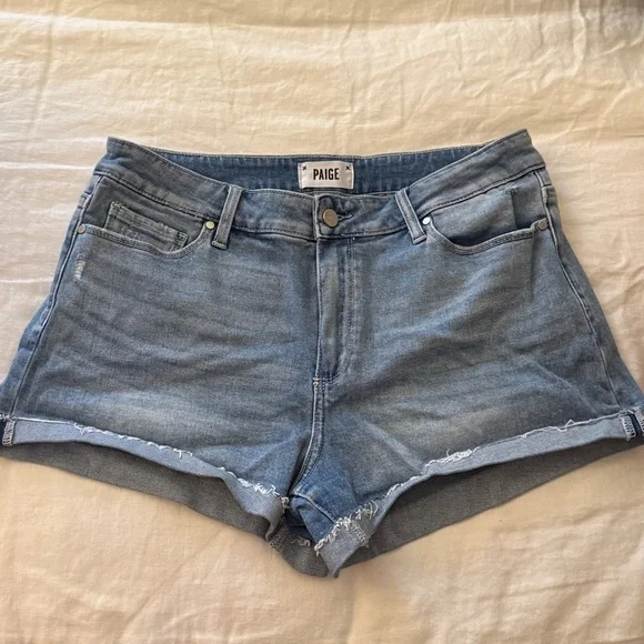 Paige Jimmy Jimmy Cuffed Denim Shorts – Size 30 EUC - Picture 6 of 8